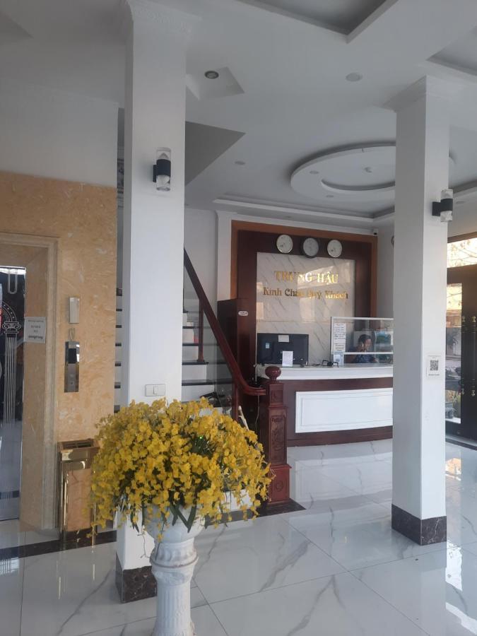 Mong Cai Nha Nghi Trung Hau酒店 外观 照片