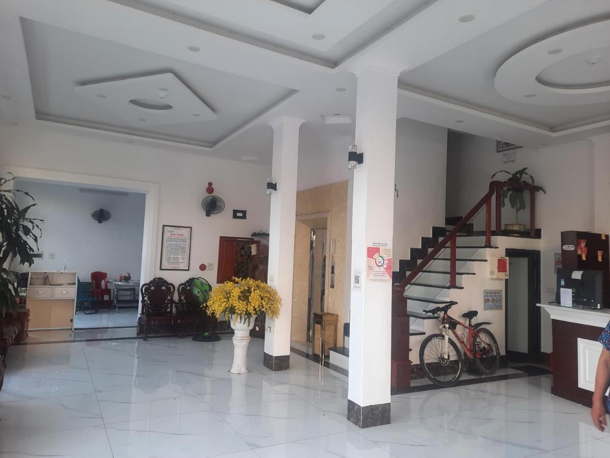 Mong Cai Nha Nghi Trung Hau酒店 外观 照片